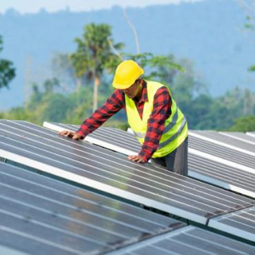 Energia solar: economia e sustentabilidade ao alcance dos condomínios